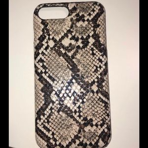 Snake print iPhone 8+ case
